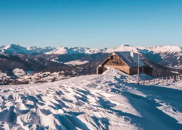 Skier's - View In Town! Apartment